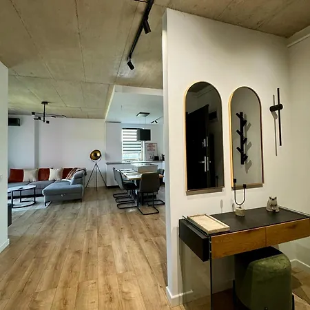 The Perfect Space - New1Bedroom & Parking Targu Mures Exterior photo