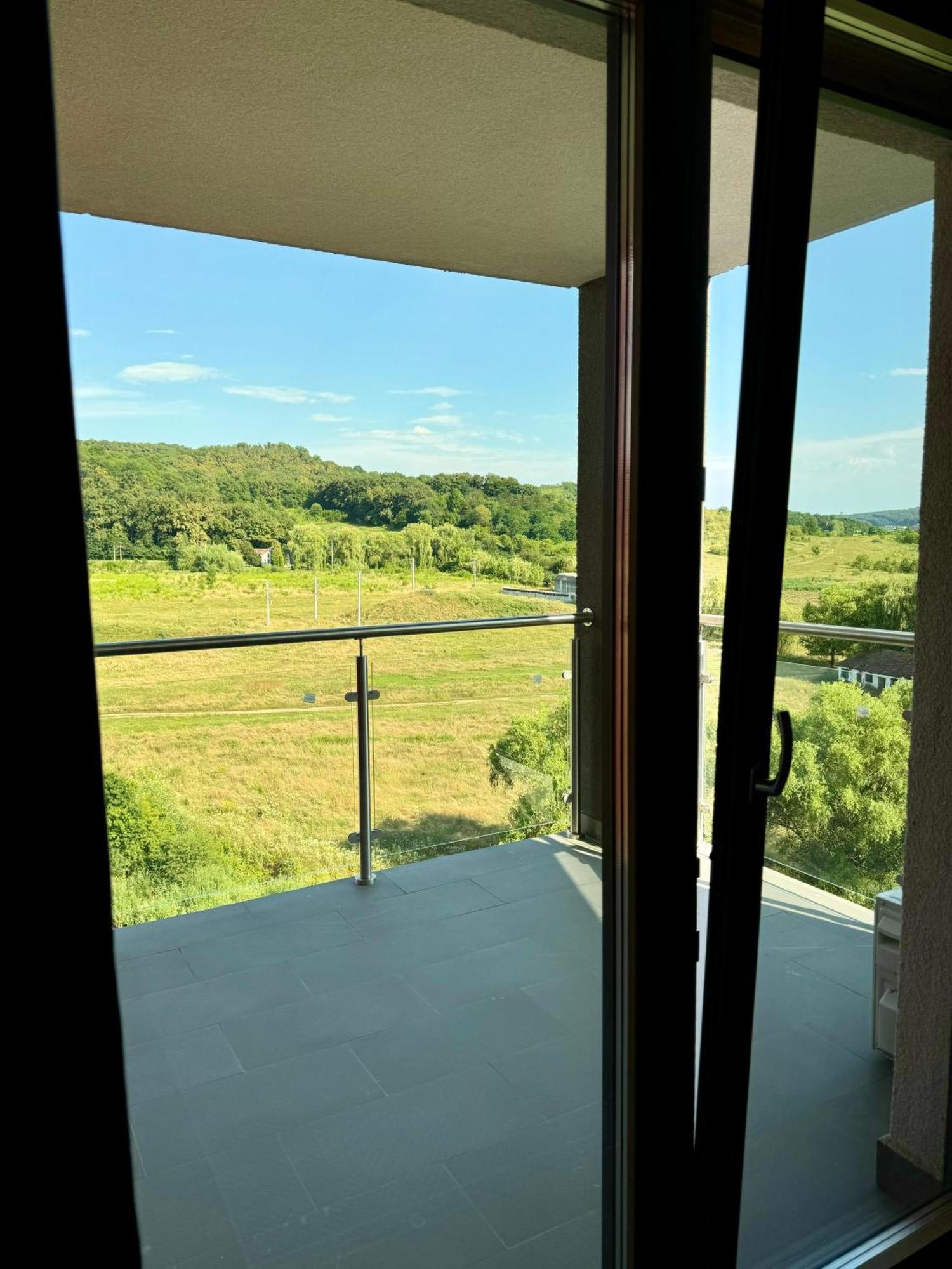 Apartment The Perfect Space - New1bedroom & Parking *